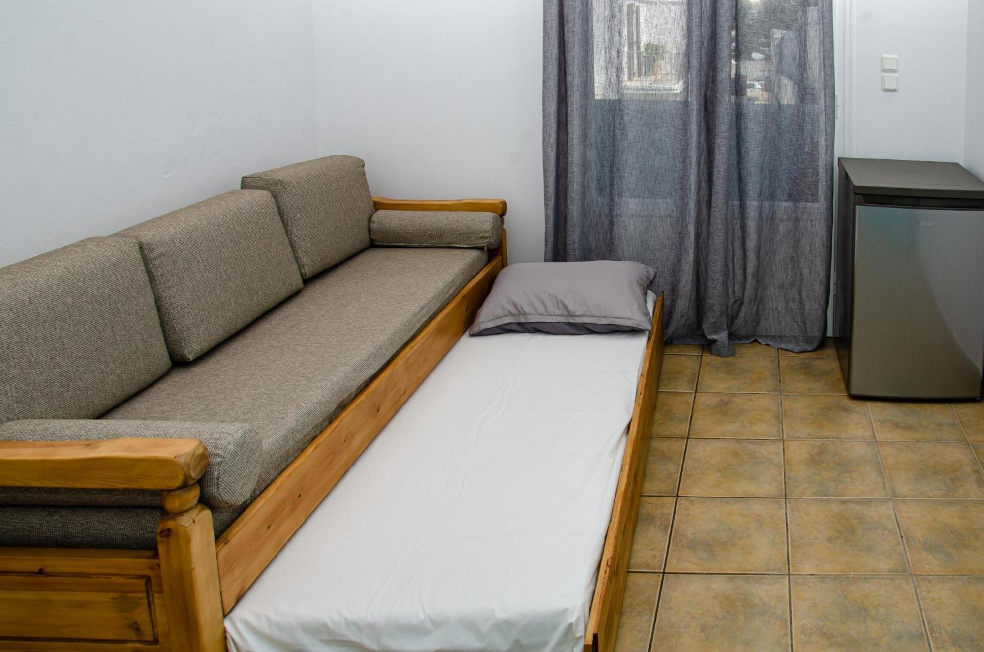 باروس Hotel Livadia المظهر الخارجي الصورة